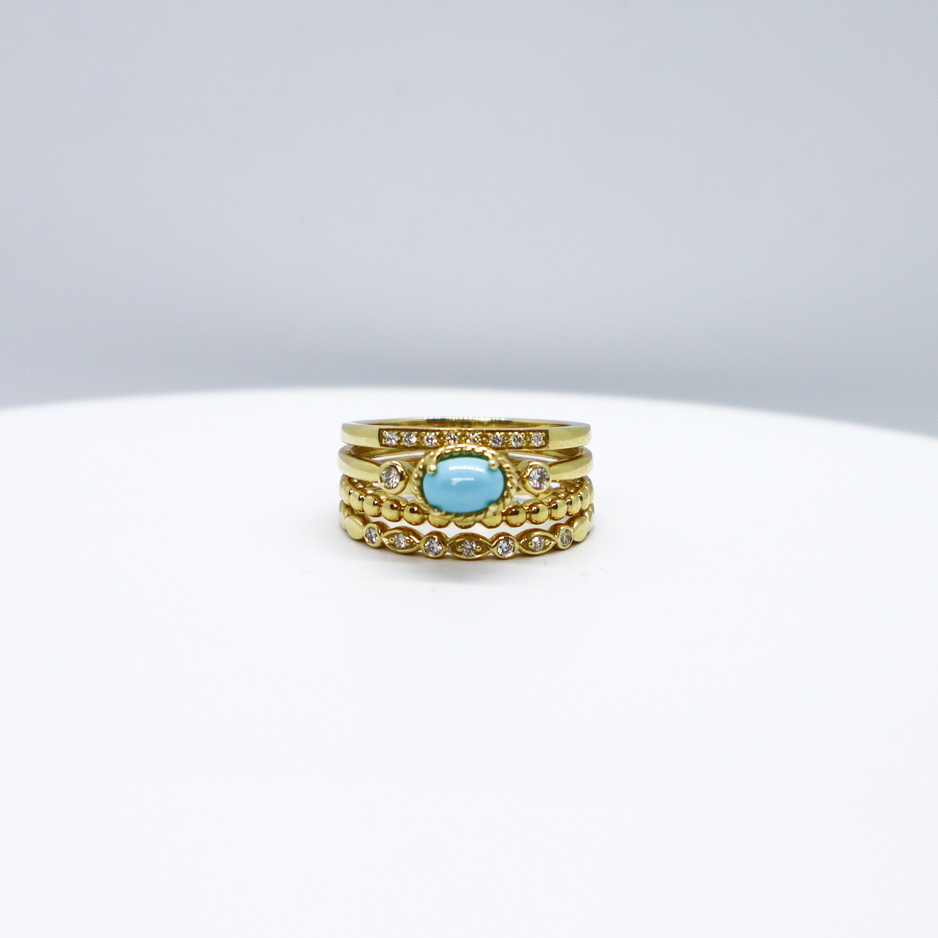 Anillo de Turquesa con Diamantes