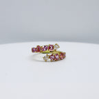 Anillo de Zafiros Rosas con Diamantes