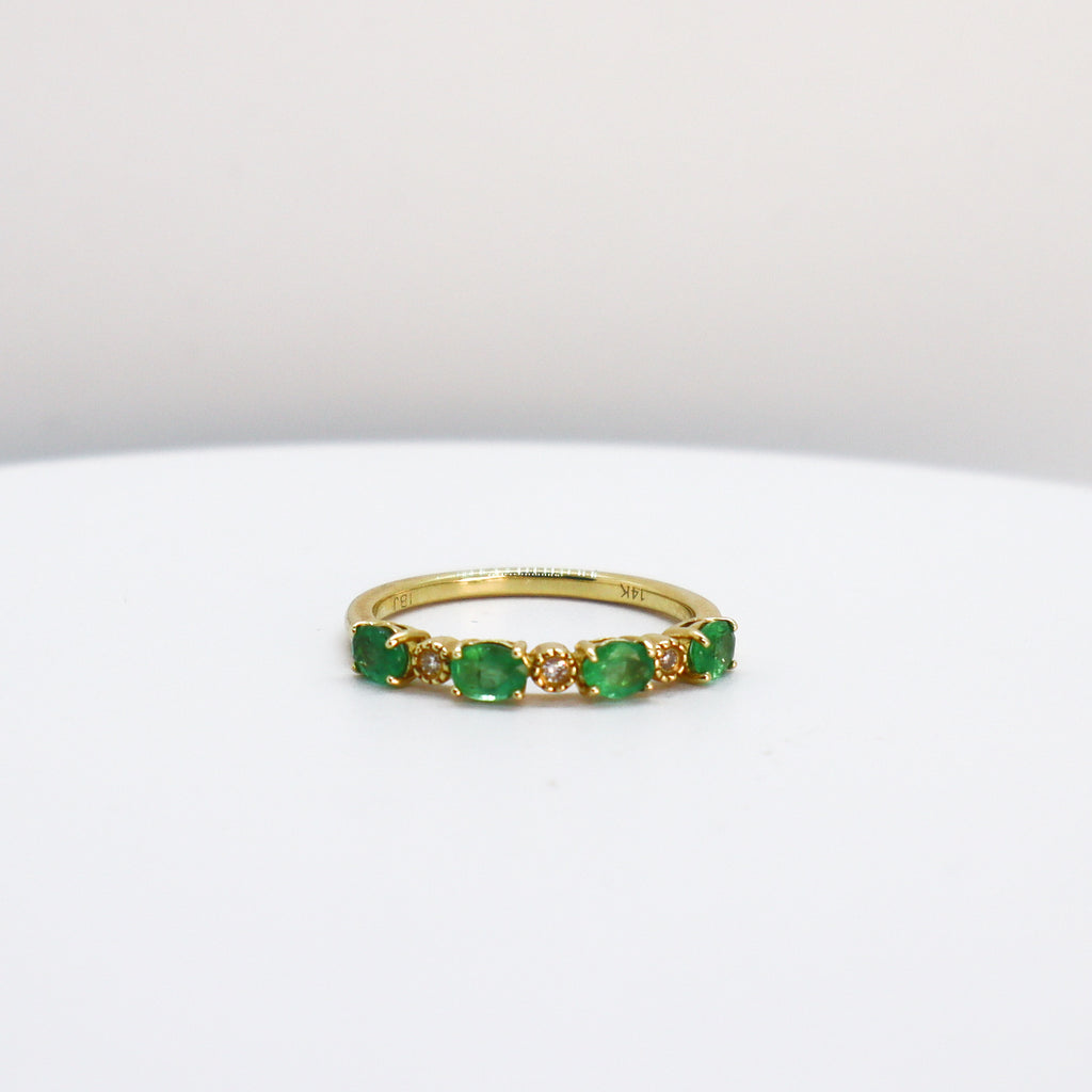 Anillo de Esmeraldas con Diamantes