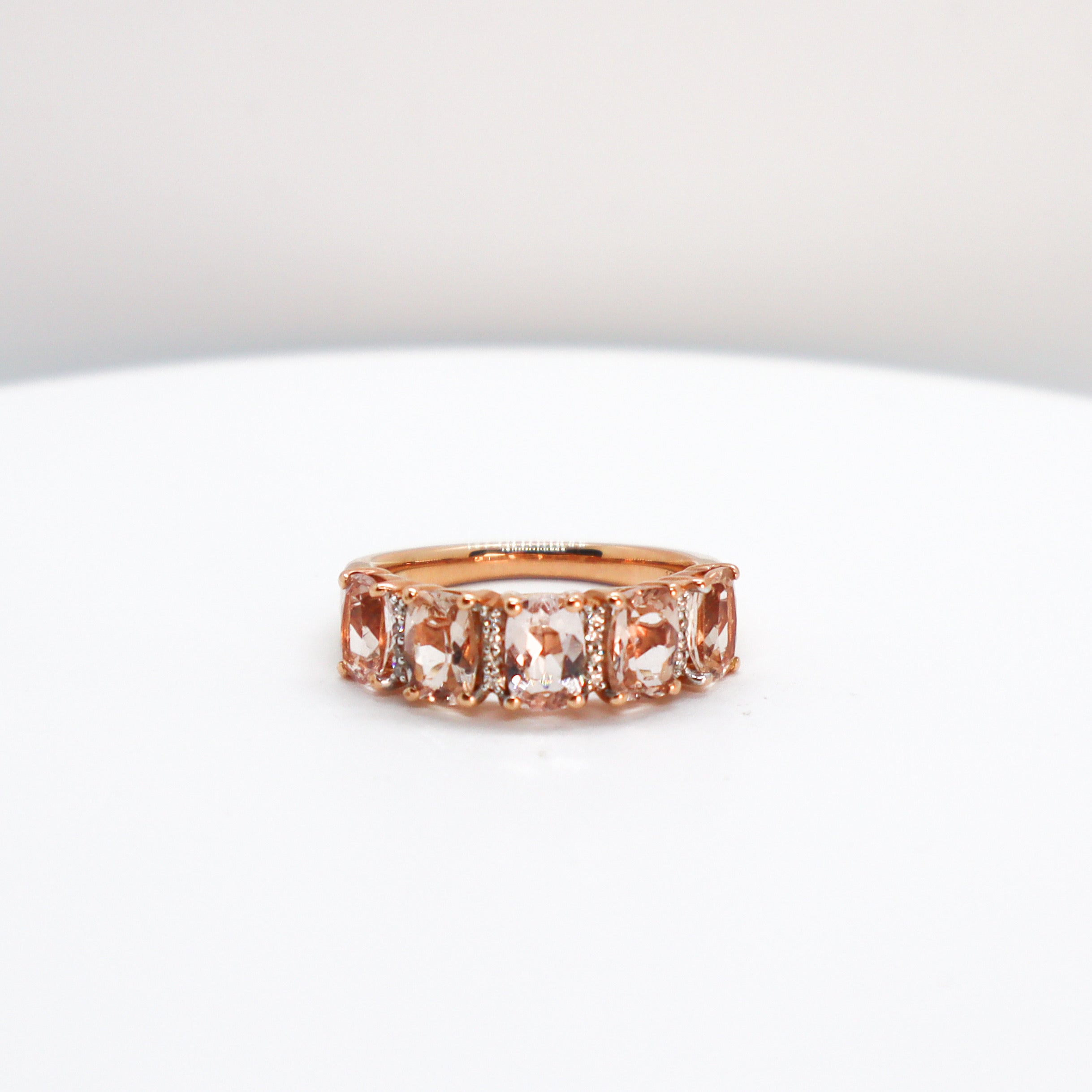 Anillo de Morganita con Diamantes