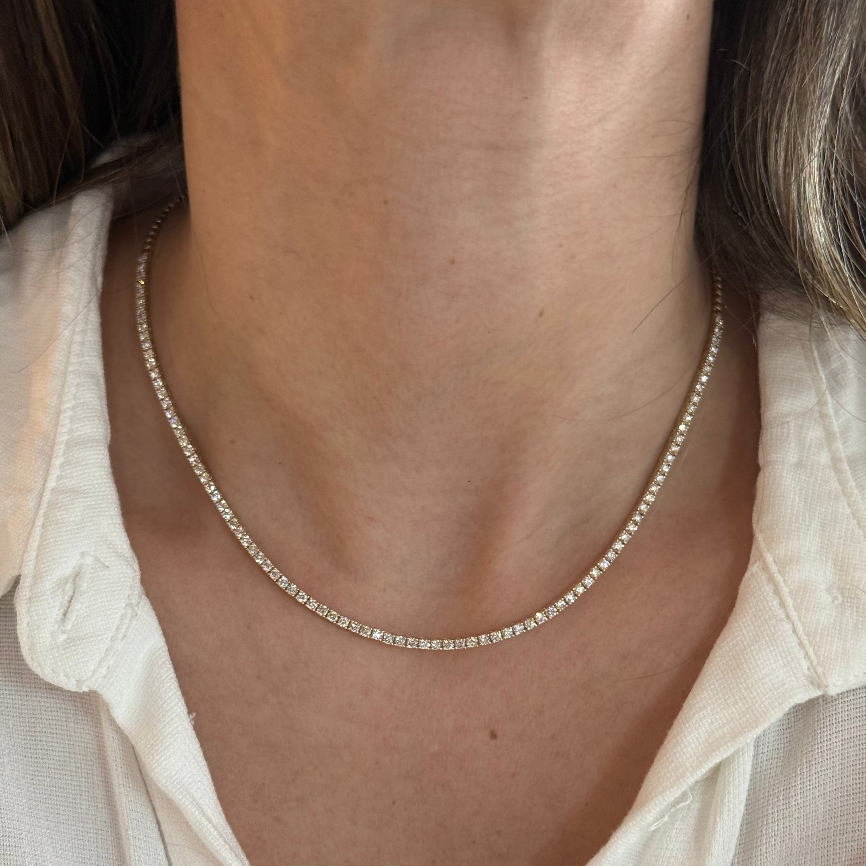 Medio Tennis Necklace 3.03ct