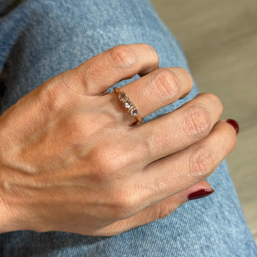 Anillo de Aguamarina y Diamantes