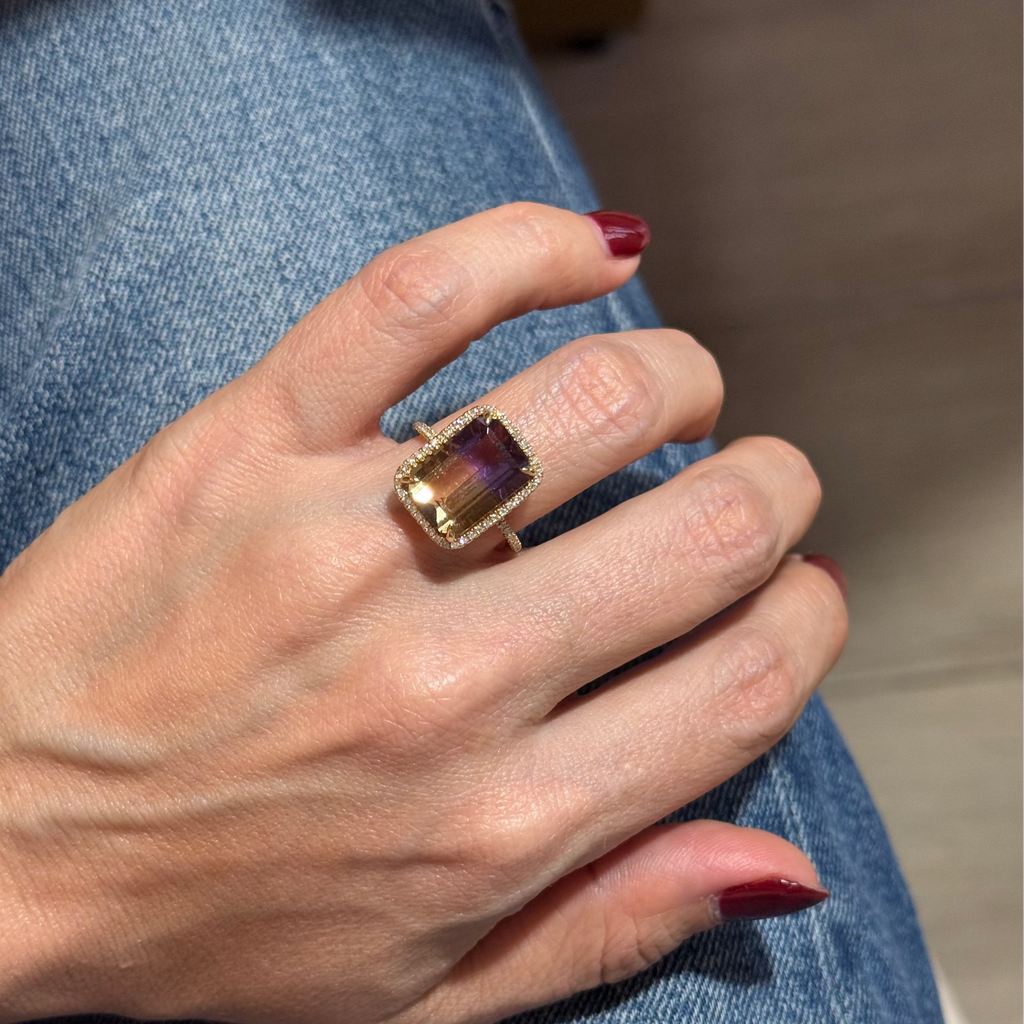 Anillo de Ametrina con Diamantes