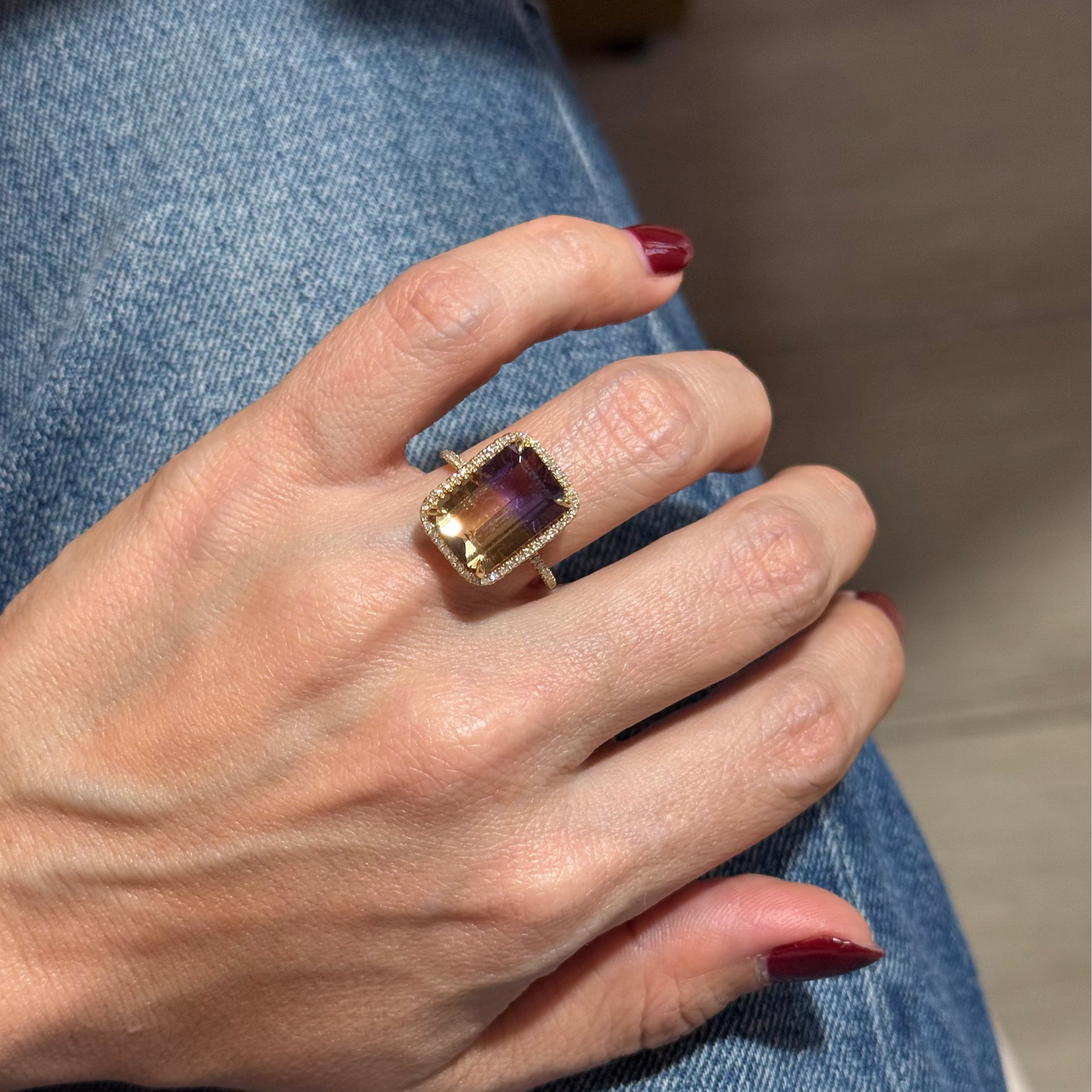 Anillo de Ametrina con Diamantes