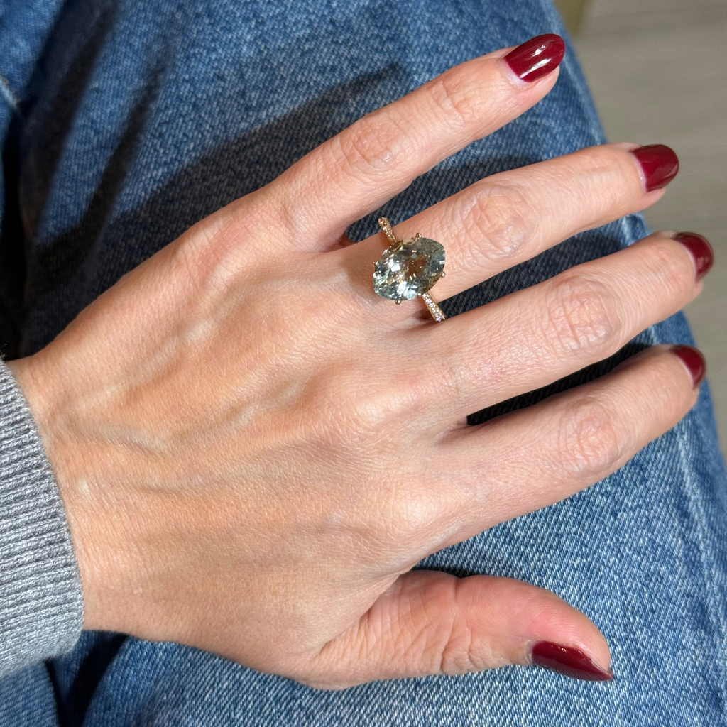 Anillo de Amatista Verde