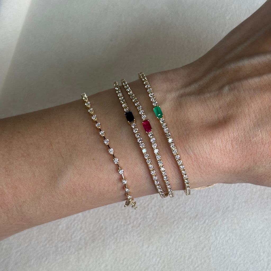 Pulsera de Diamantes con Rubí