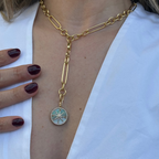 Charm de Compás con Madre Perla y Diamantes