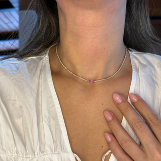 Collar de Diamantes y Zafiro Rosa
