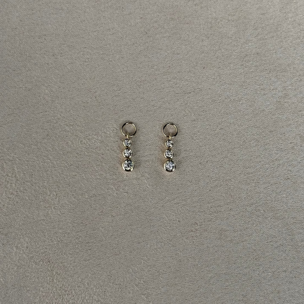 Charm para Aretes Biselado 3 Diamantes