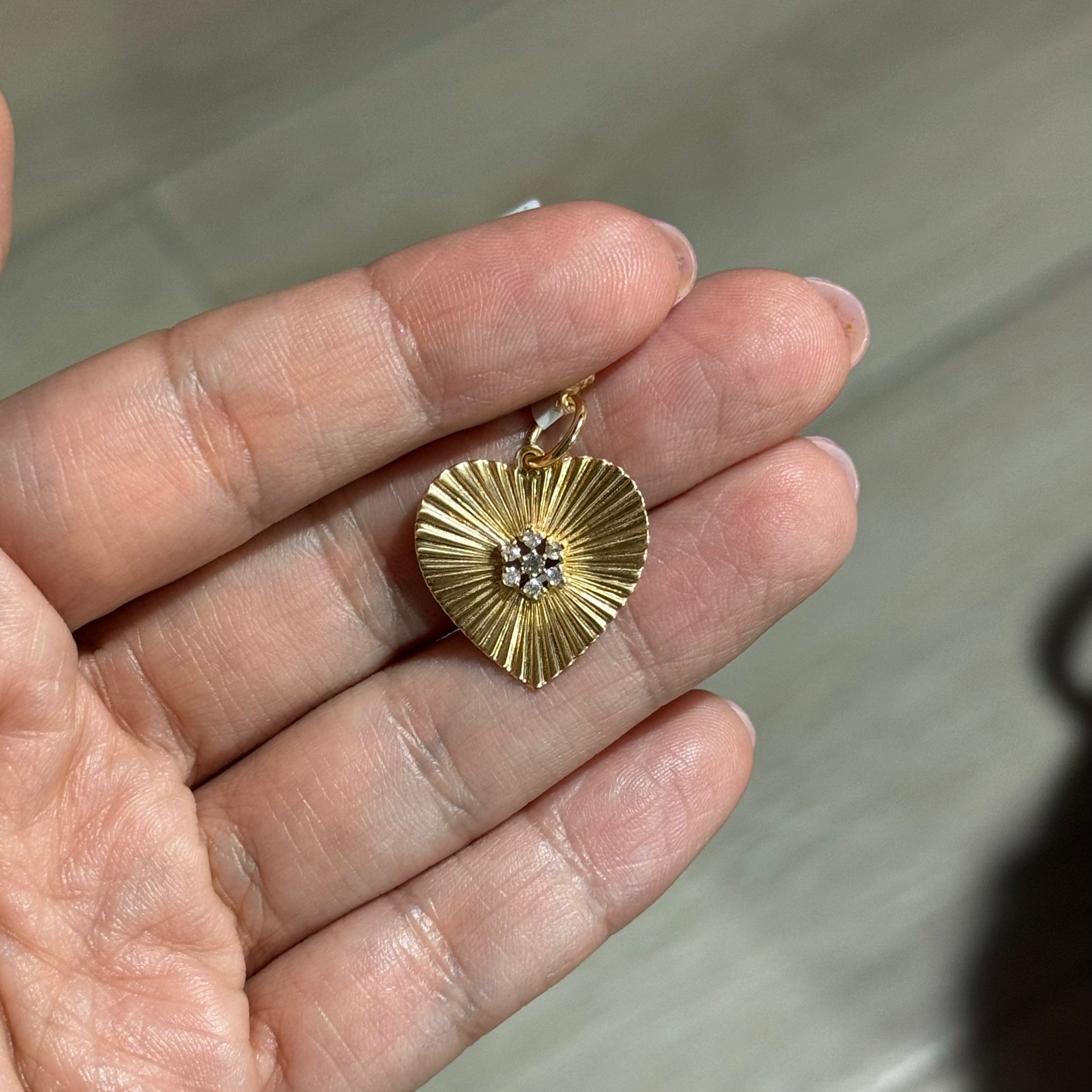 Charm de Corazón con Diamantes