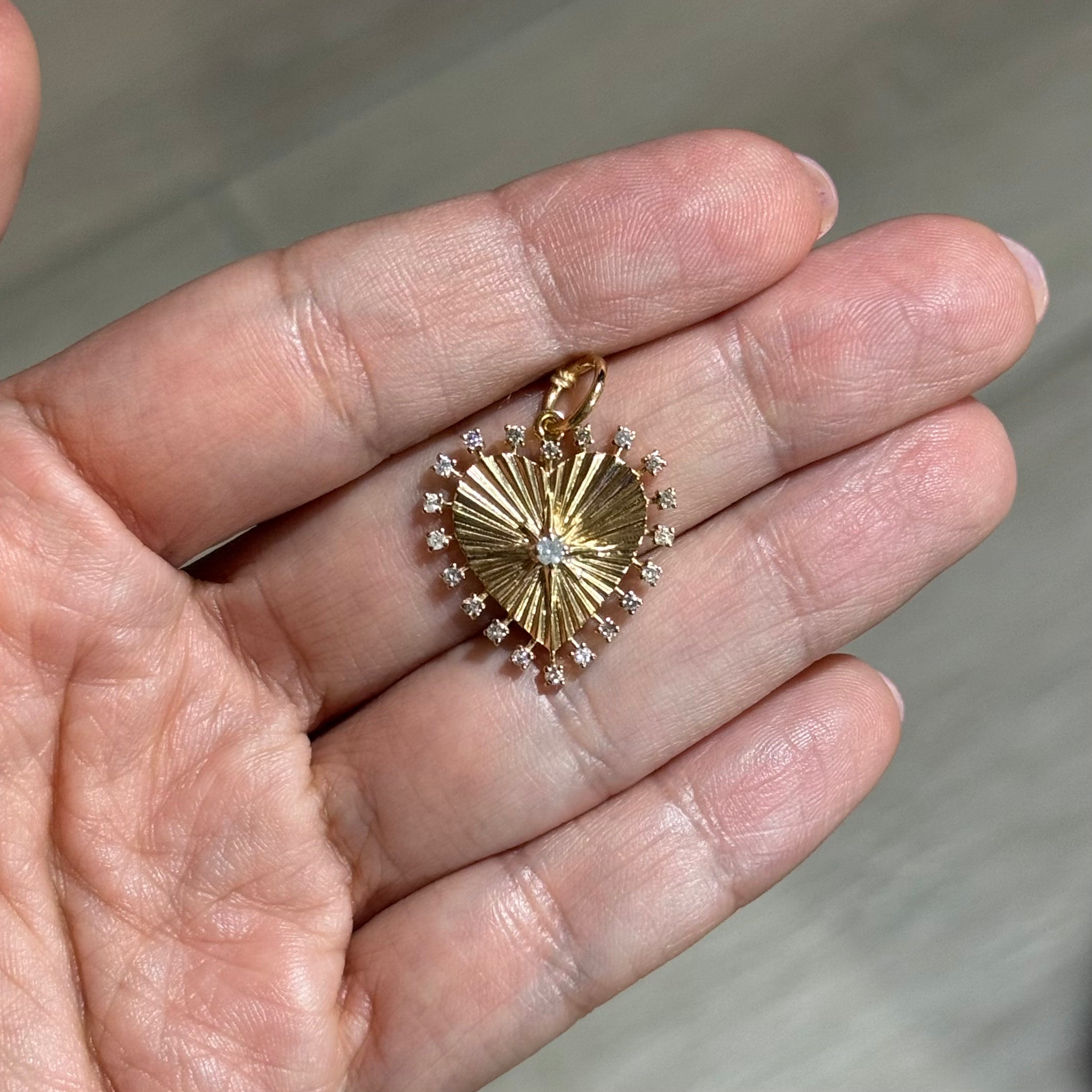 Charm de Corazón con Diamantes