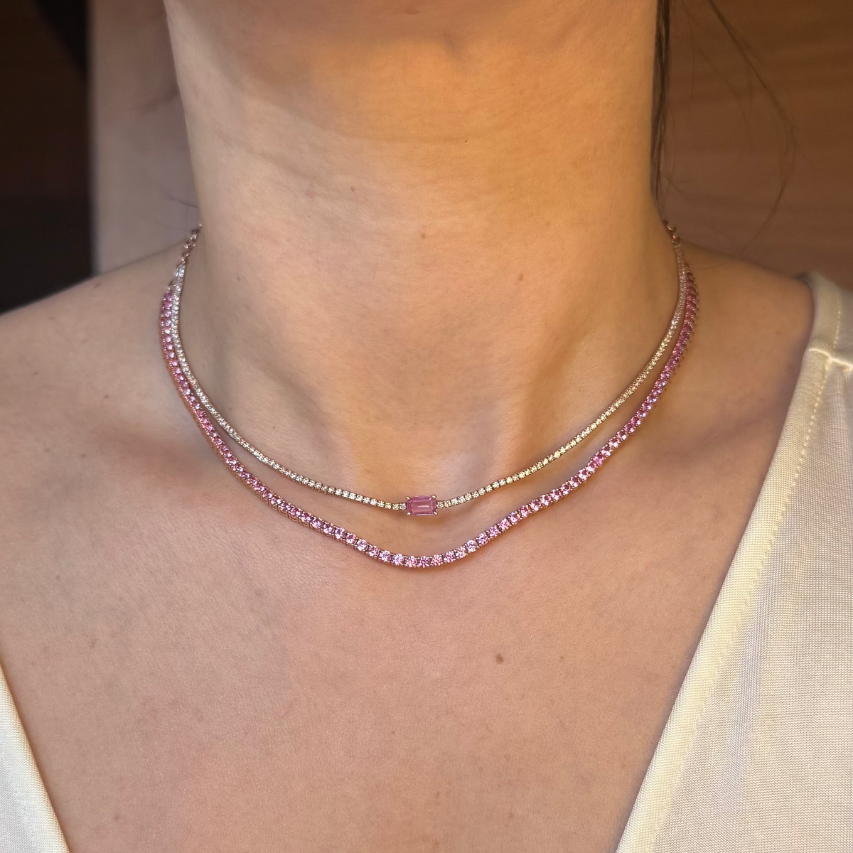 Collar de Diamantes y Zafiro Rosa