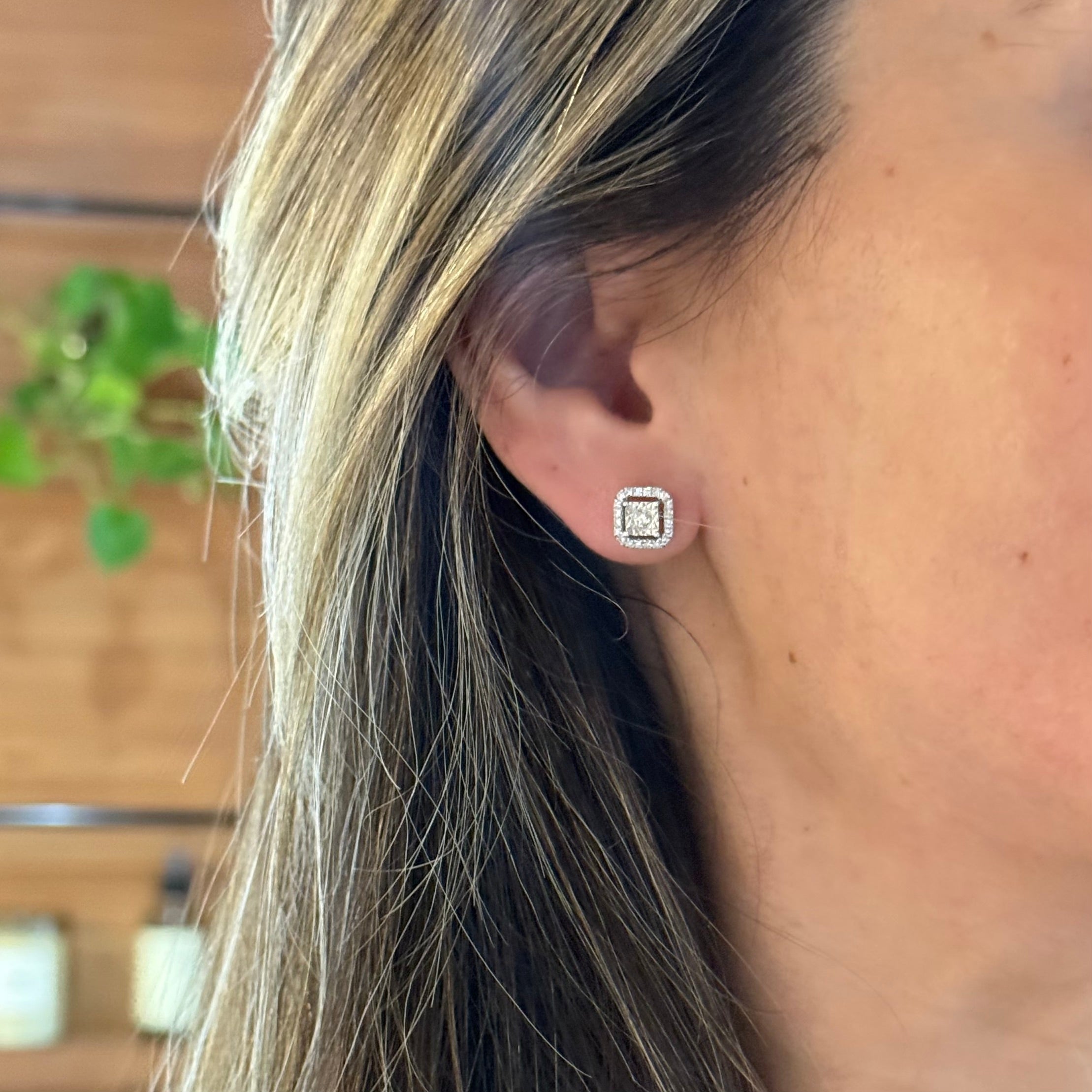 Aretes de Diamantes Cuadrados