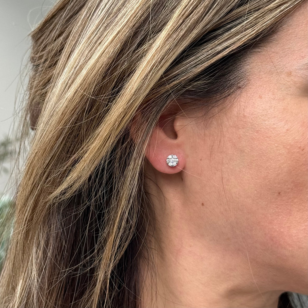 Studs de Diamantes 18k