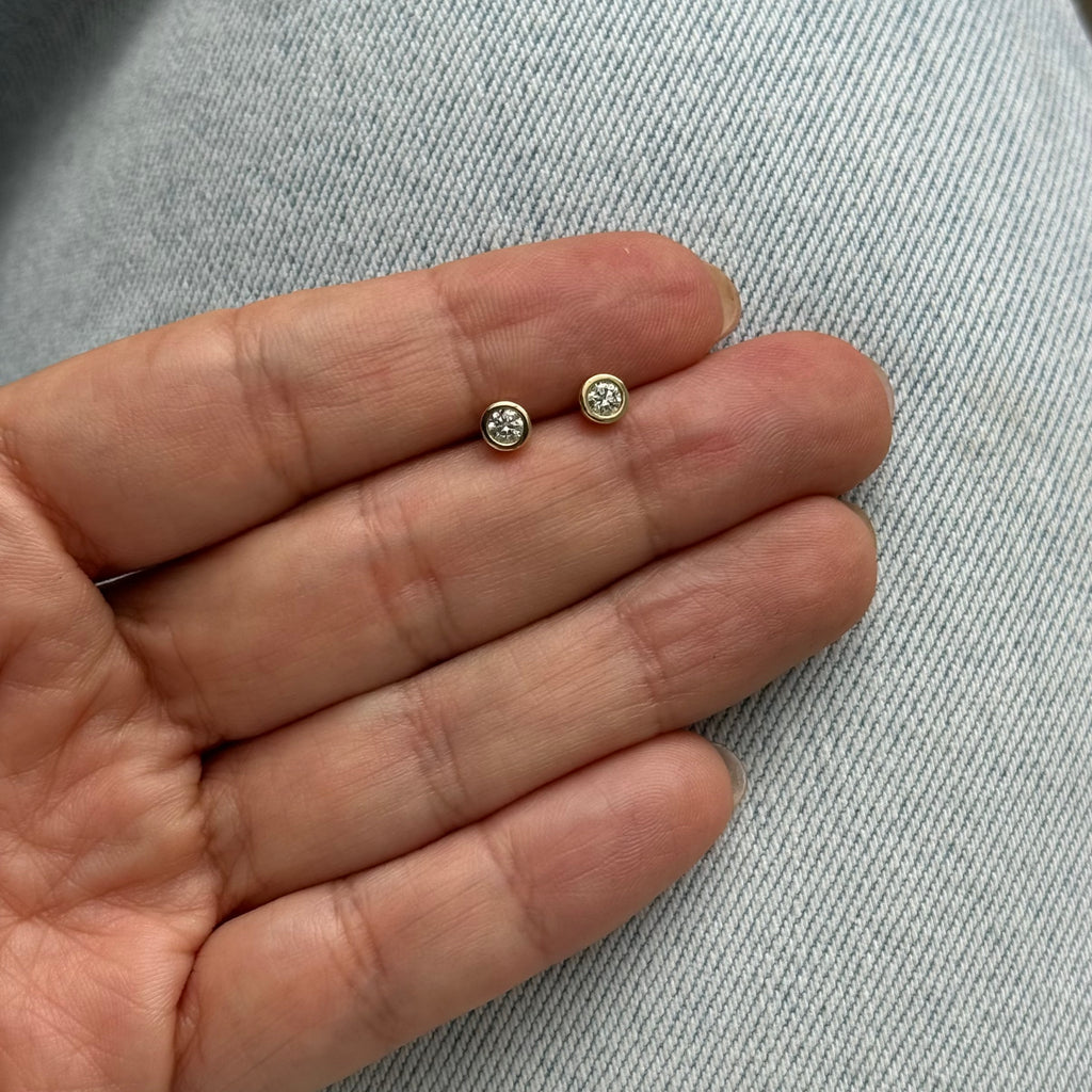 Studs de Diamantes con Bisel