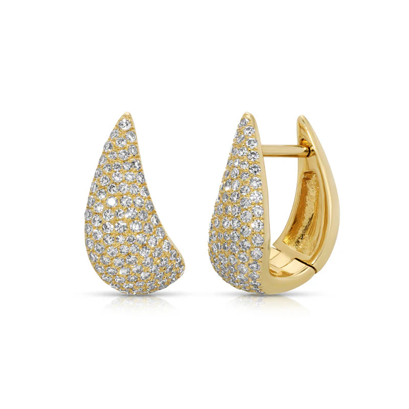 Huggies curveados en Gota con Diamantes