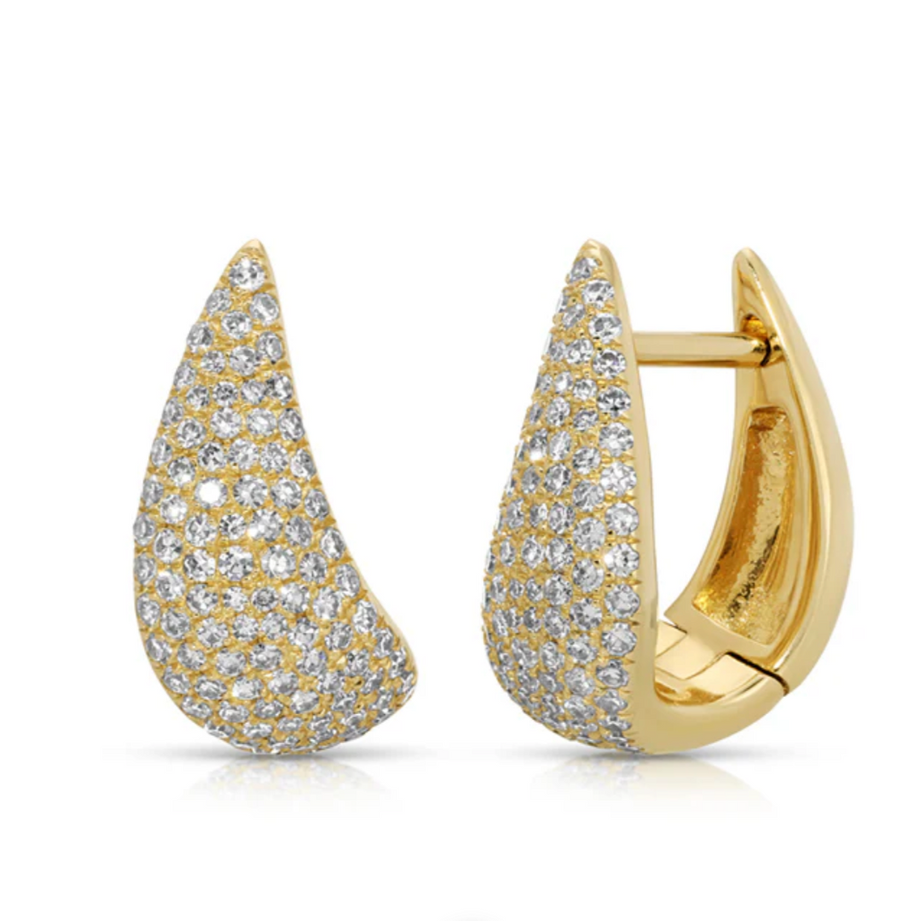 Huggies curveados en Gota con Diamantes